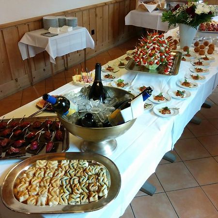 Hotel Terminus Samedan Kültér fotó